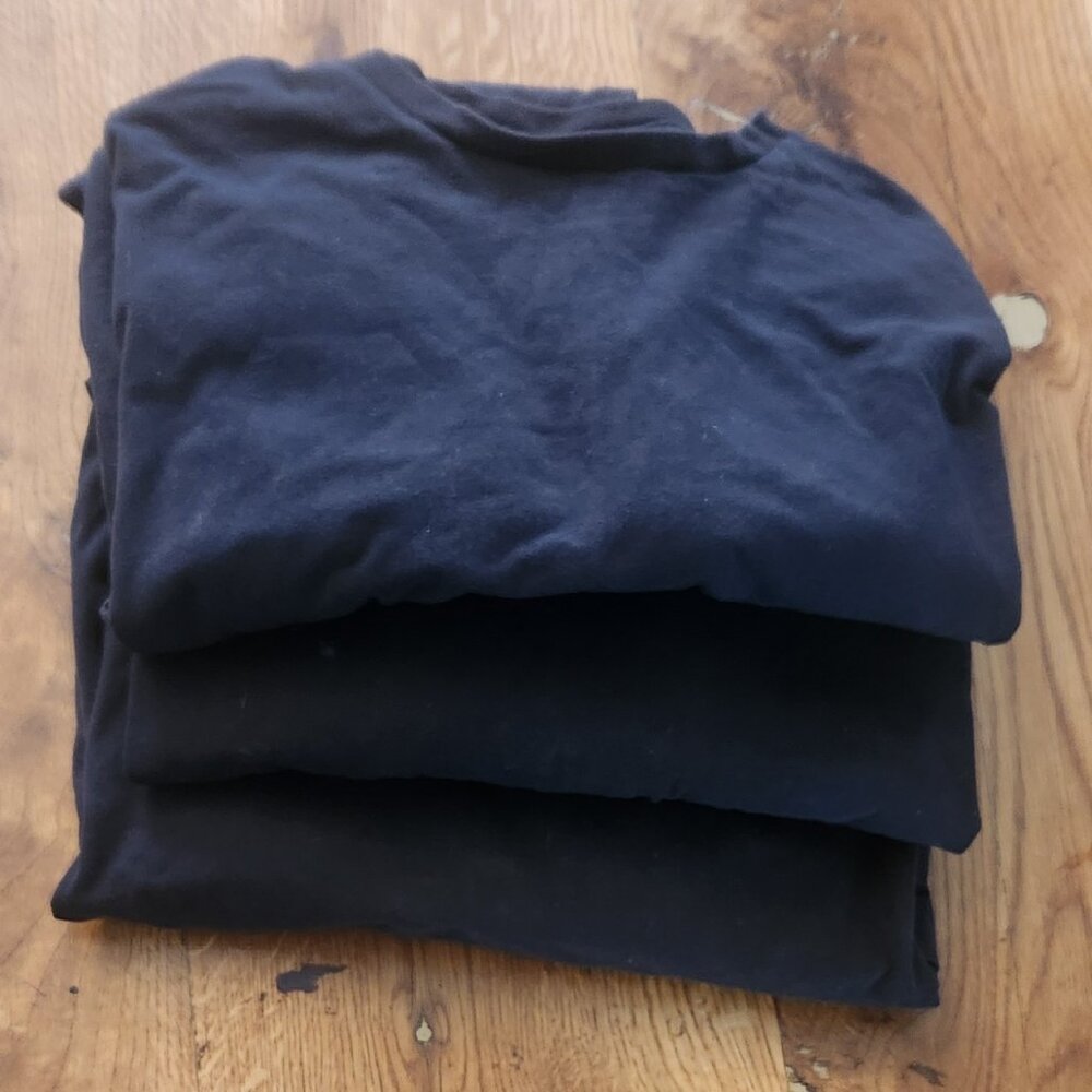 3 Long-sleeved Black Crew neck Shirts